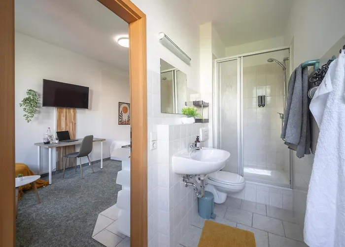 شقة Ruhiges In Altstadt Mit Gartenblick & Sofa *